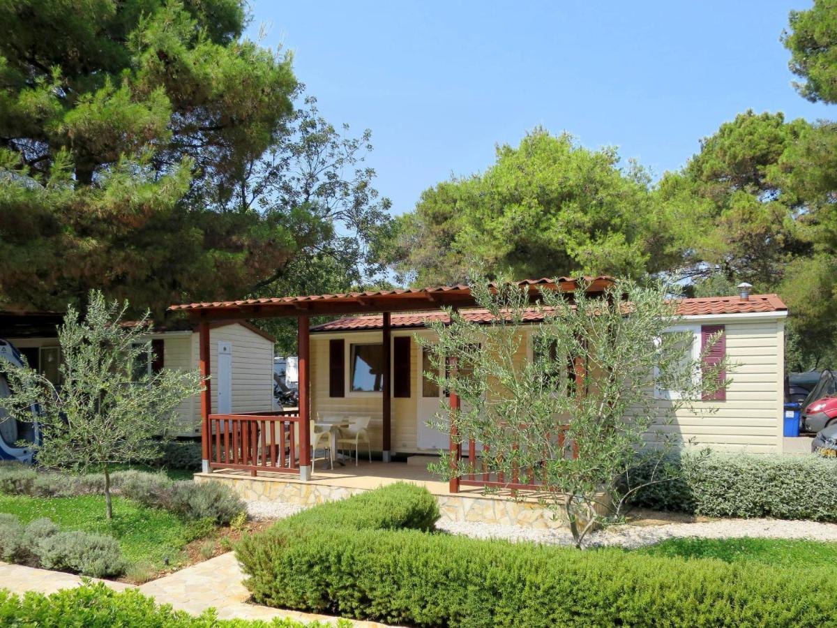 Holiday Home Camp Rozac - TGR215 Trogir Ngoại thất bức ảnh